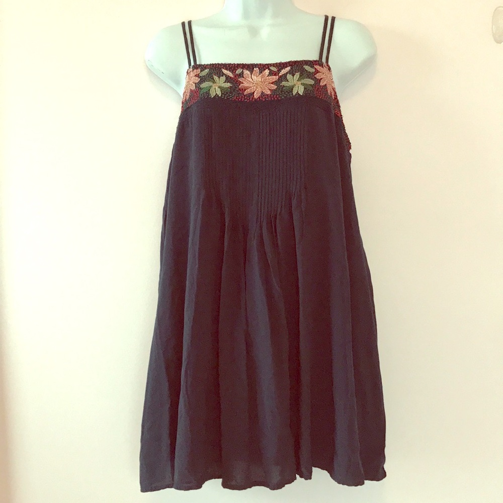 NWOT Embroidered Babydoll Tunic